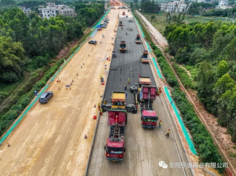 【省重 點項目】3D技術(shù)“打印”高速公路，南三島大橋項目進入路面工程施工階段